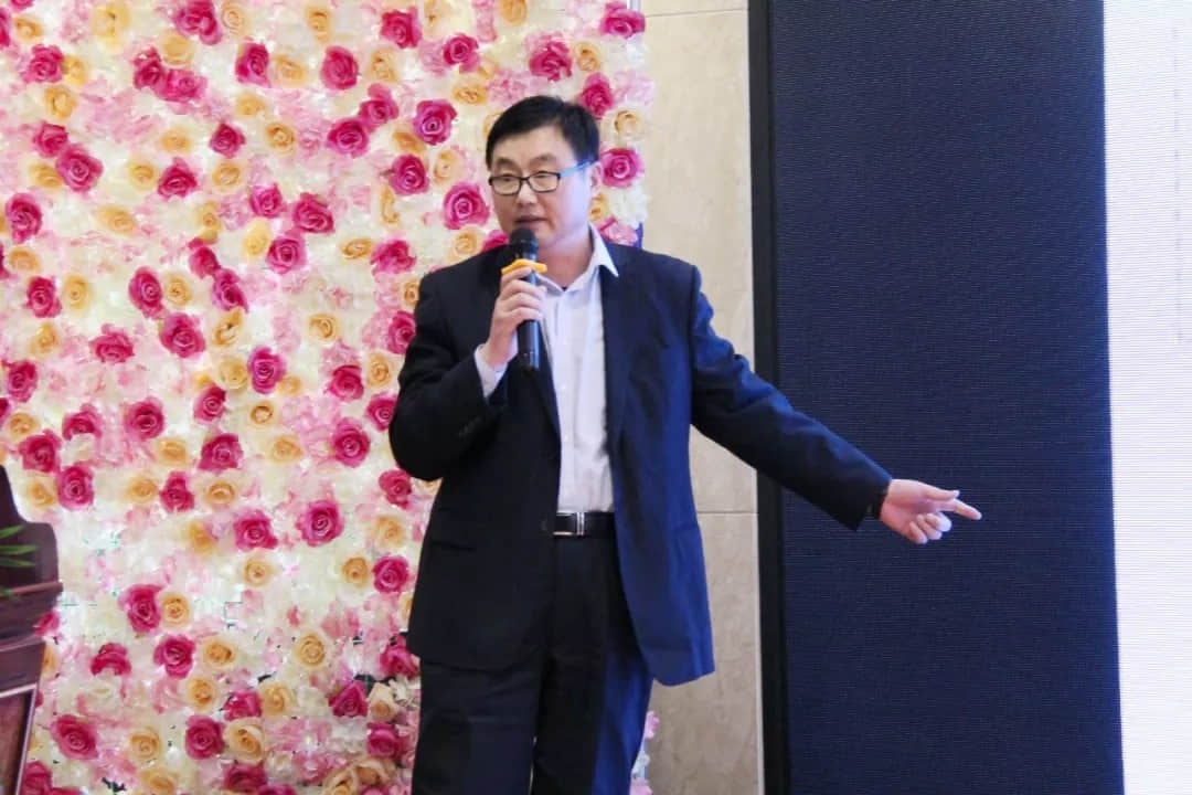 淄博蓮池骨科醫(yī)院2017年度工作總結(jié)大會(huì)今日在淄召開