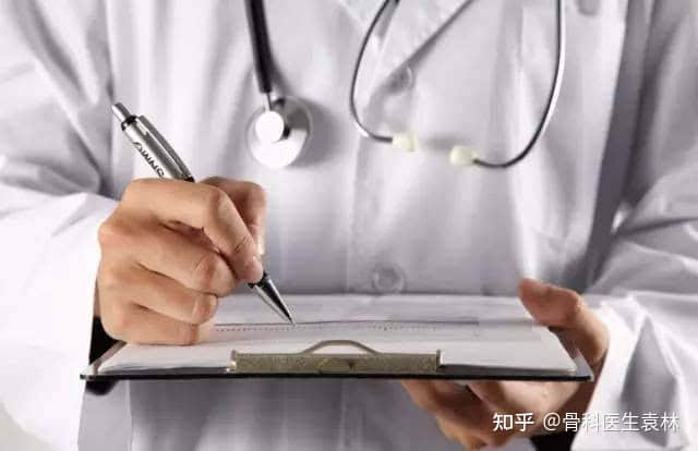 膝關(guān)節(jié)一碰就疼,休息時好轉(zhuǎn),一活動就加重是怎么回事?